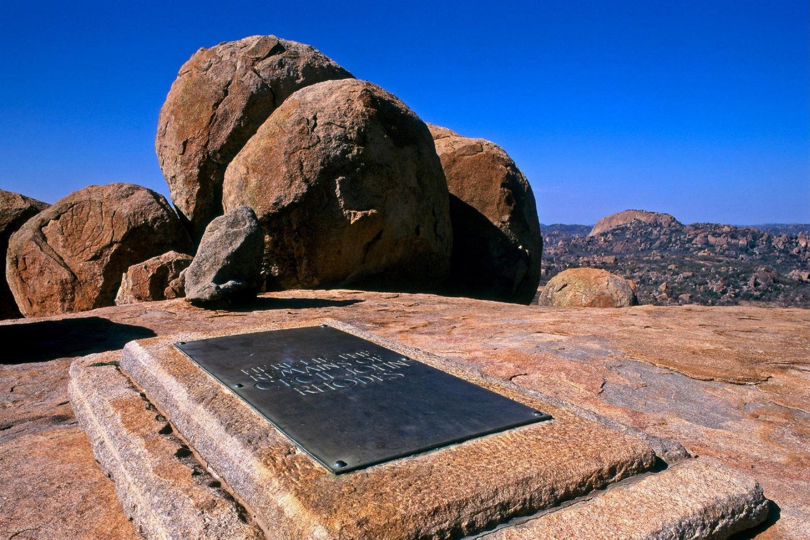 British colonialist Cecil Rhodes’s grave haunts Zimbabweans