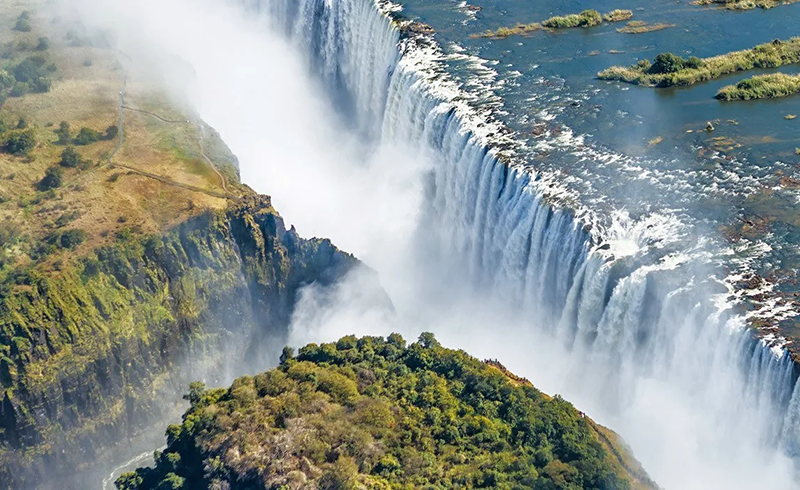 Zimbabwe launches digital platform to woo foreign investment in tourism