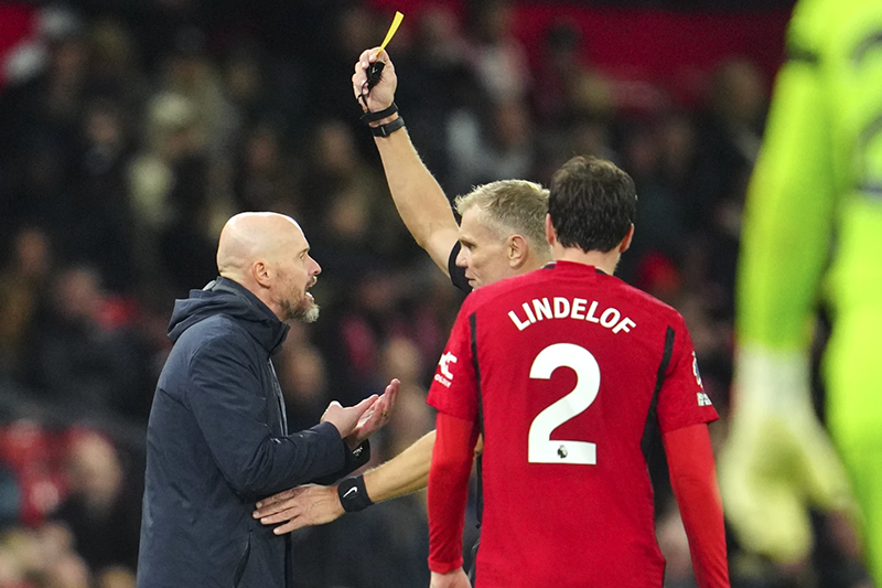 Man United manager Ten Hag gets 1-game ban after booking against Luton