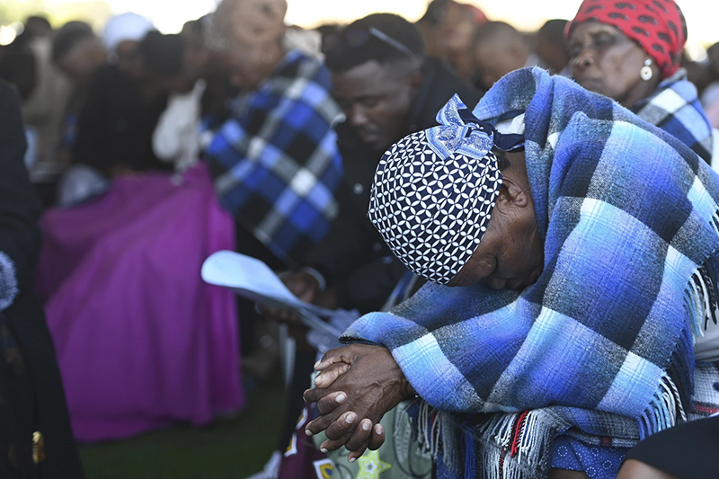 In Botswana, 44 victims of Easter bus crash in South Africa laid to rest