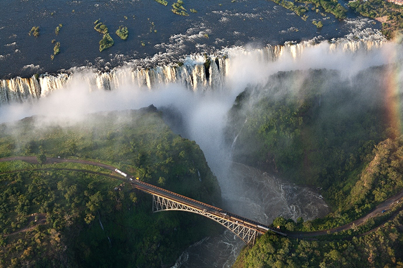 Zambia, Zimbabwe ponder 24hr border at Vic Falls