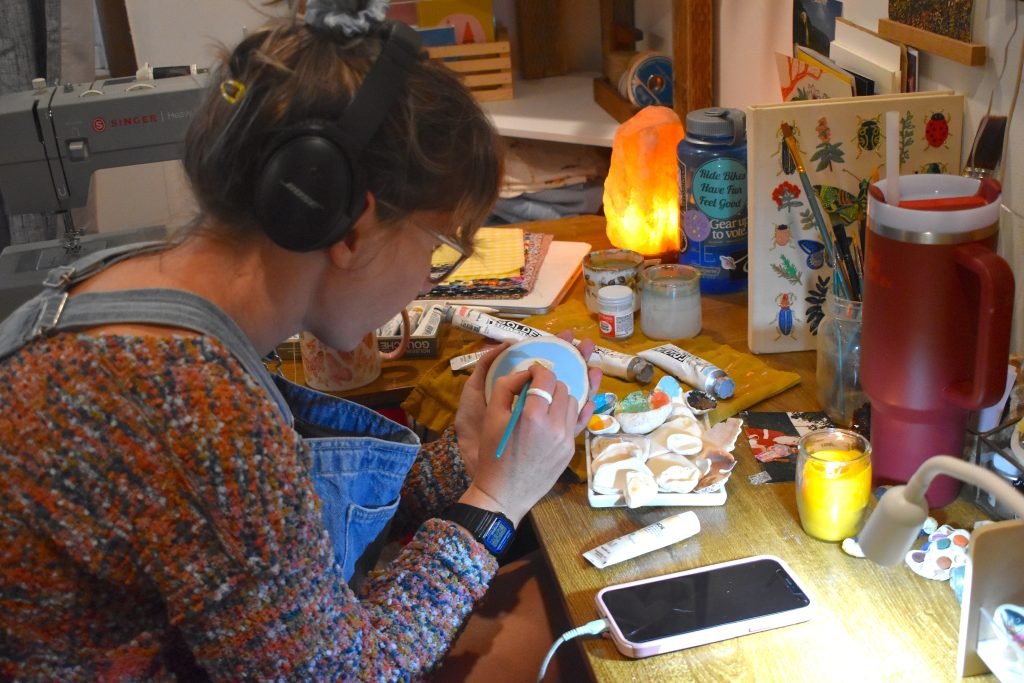 ‘We lost everything pretty traumatically’ – forced to seek asylum in the US, Oosthuysen uses art to re-connect with Zimbabwe roots