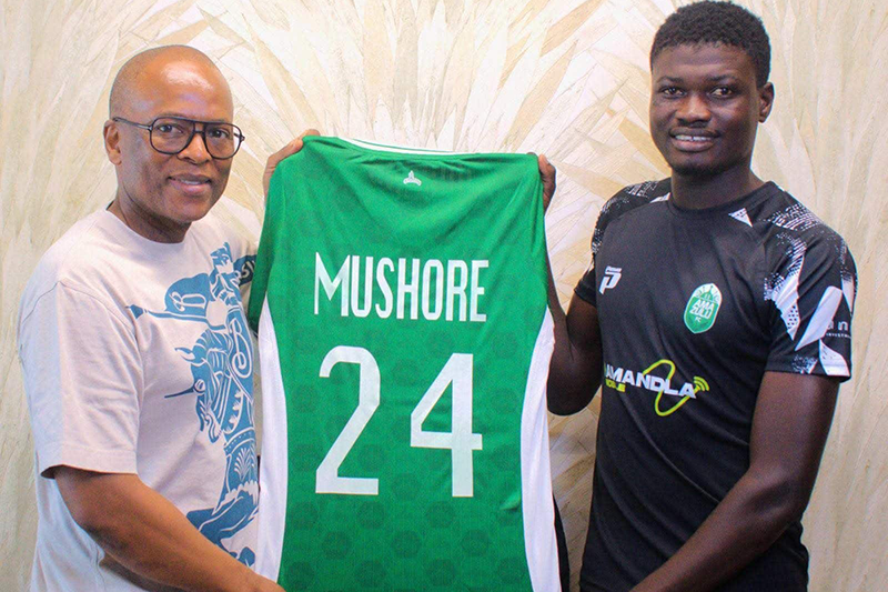Zimbabwean international Mason Mushore signs for Amazulu