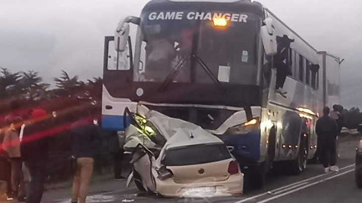 SA: Two children among 5 people killed in head-on collision with Zimbabwe-bound bus carrying 60 passengers