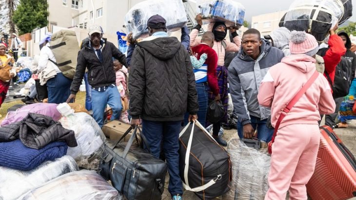 Zimbabweans face 5-year re-entry ban following SA repatriation